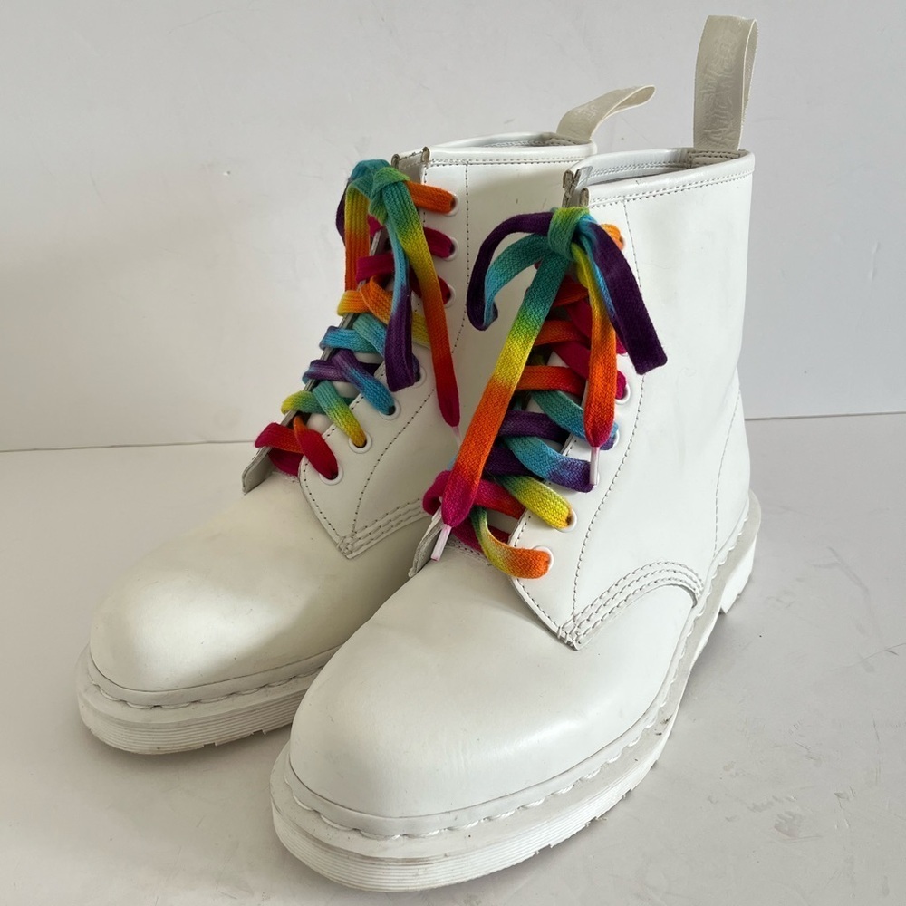 Doc Martens White Smooth Leather Boots 14357 Mens 10 Womens 11 - Picture 2 of 8